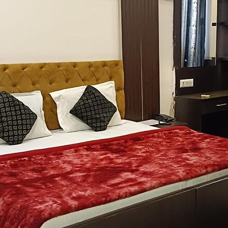 Hotel Shree Kanta Gurgaon Exterior photo