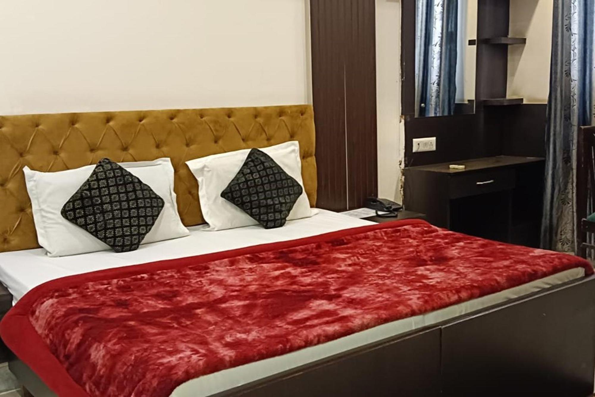 Hotel Shree Kanta Gurgaon Exterior photo