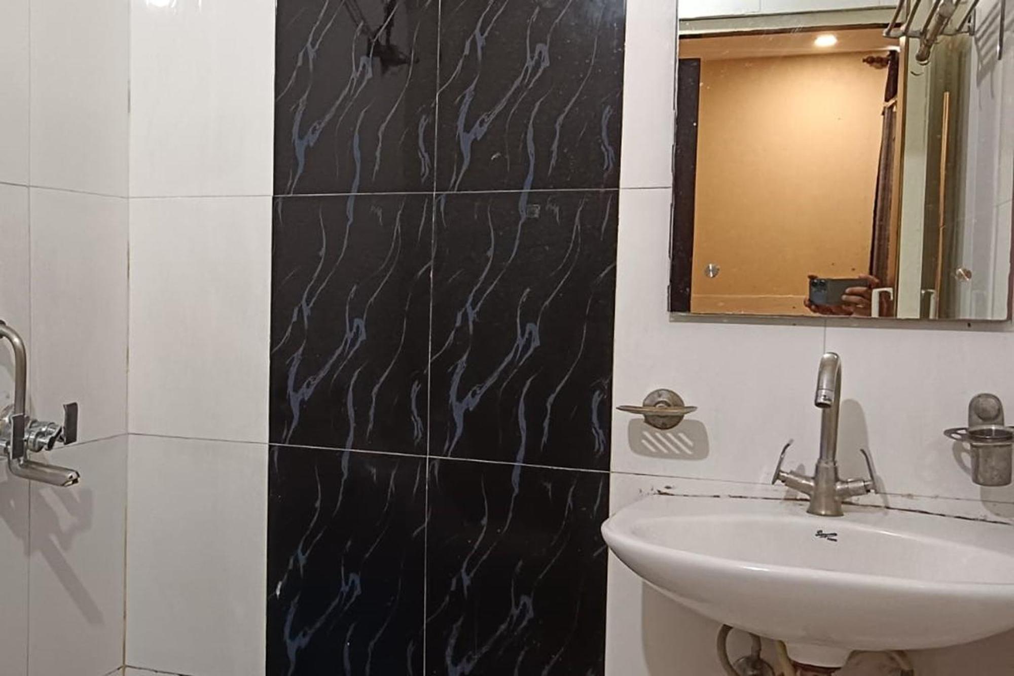 Hotel Shree Kanta Gurgaon Exterior photo
