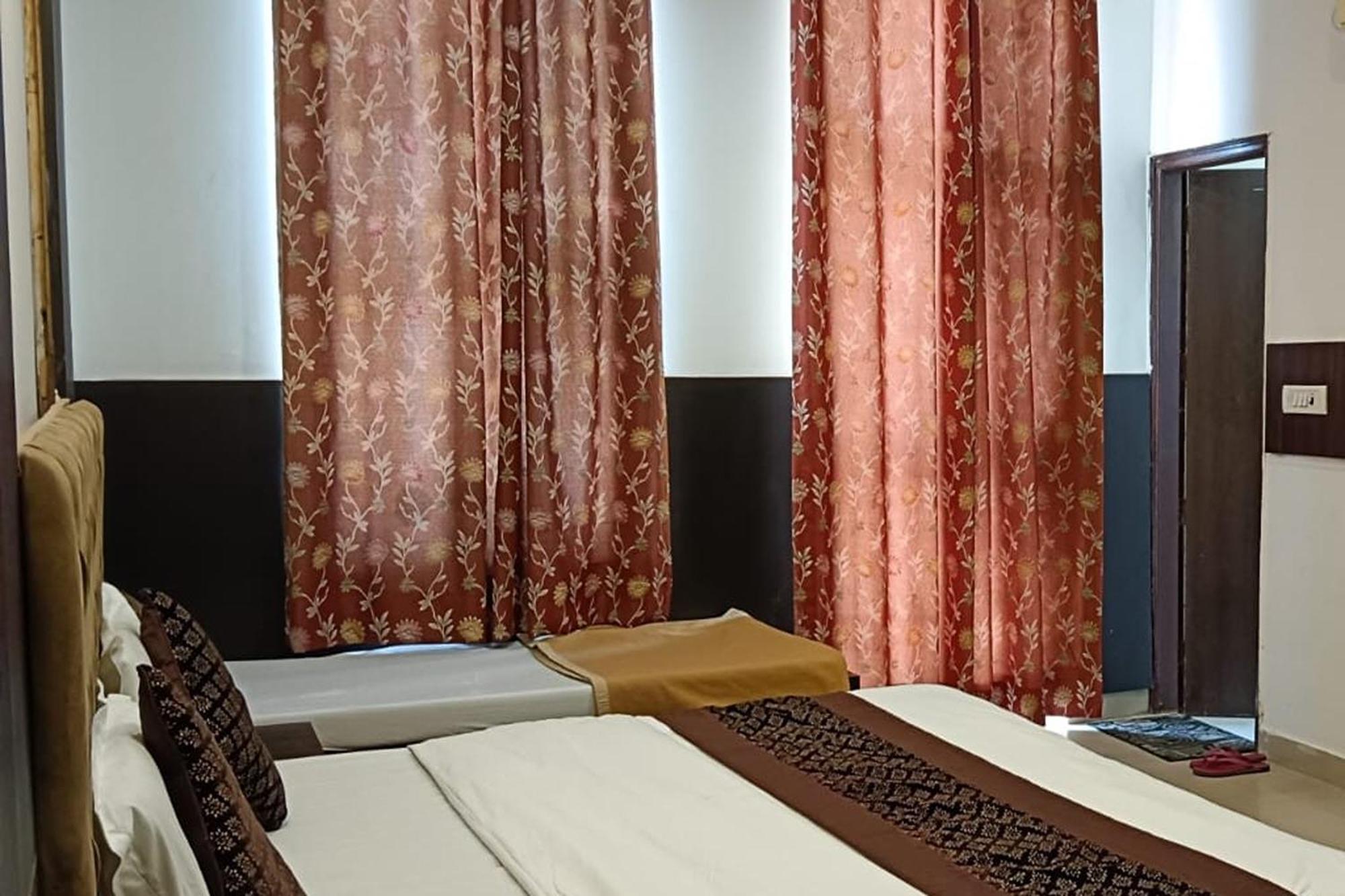 Hotel Shree Kanta Gurgaon Exterior photo