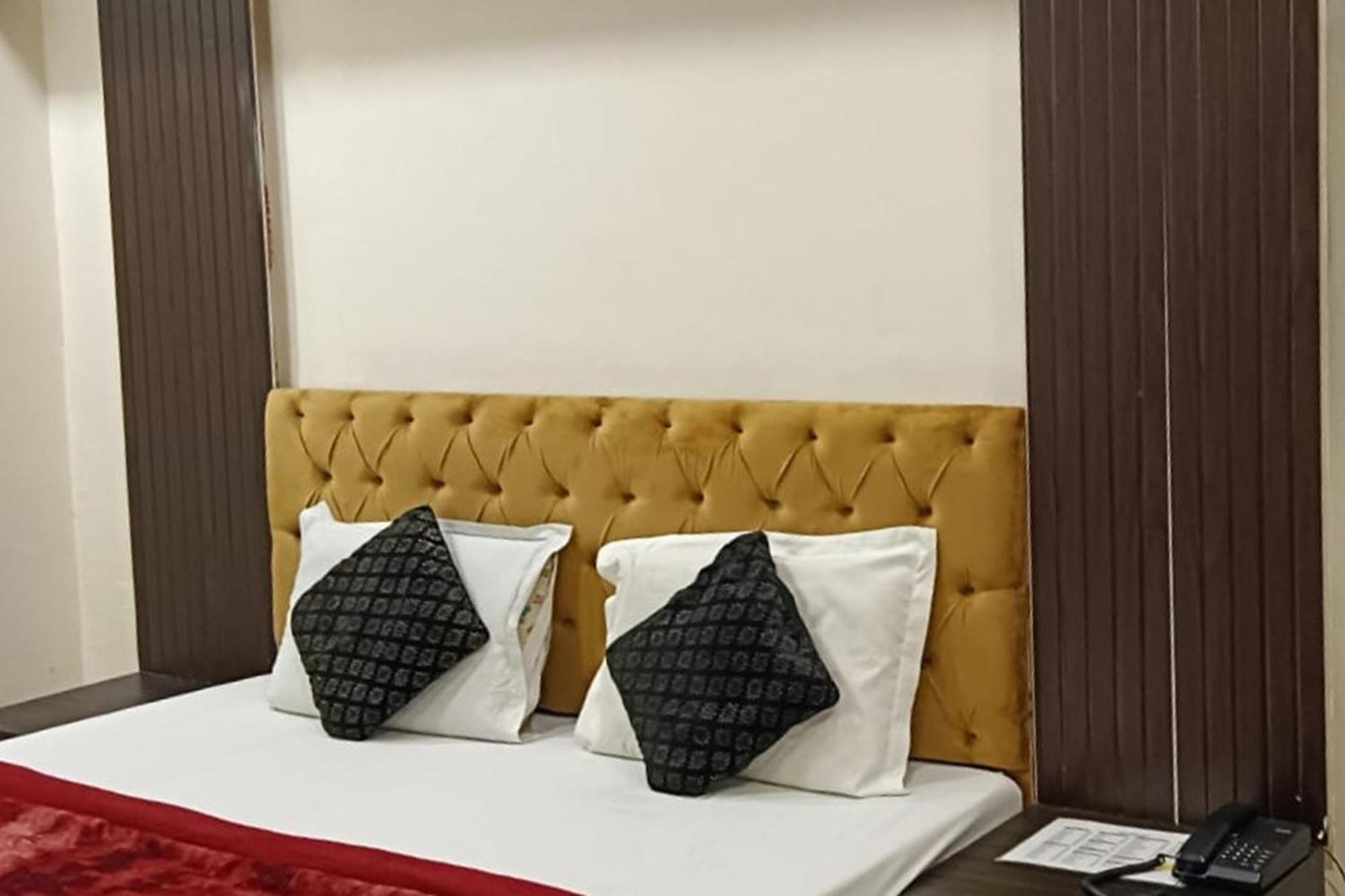 Hotel Shree Kanta Gurgaon Exterior photo