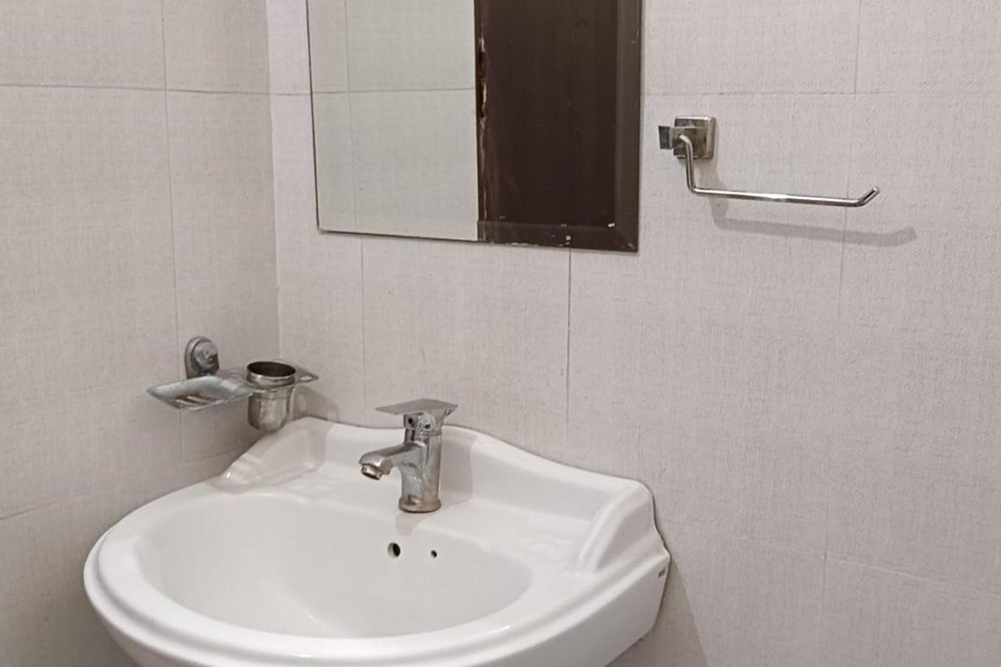 Hotel Shree Kanta Gurgaon Exterior photo