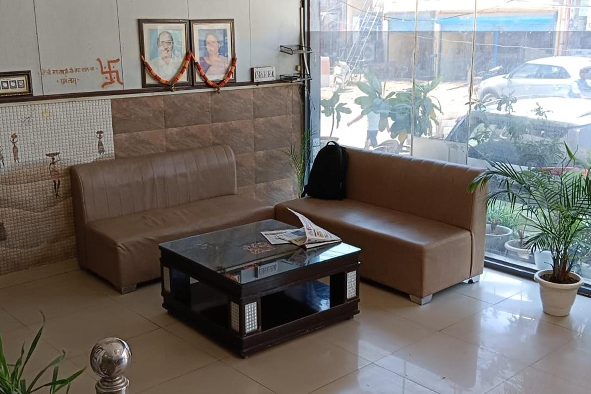 Hotel Shree Kanta Gurgaon Exterior photo
